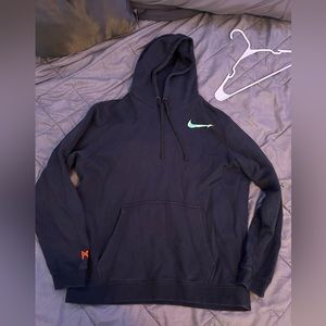 Nike x Paul George gatorade hoodie Size XL very soft